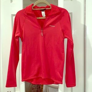 Patagonia R1 fleece half zip pullover size small